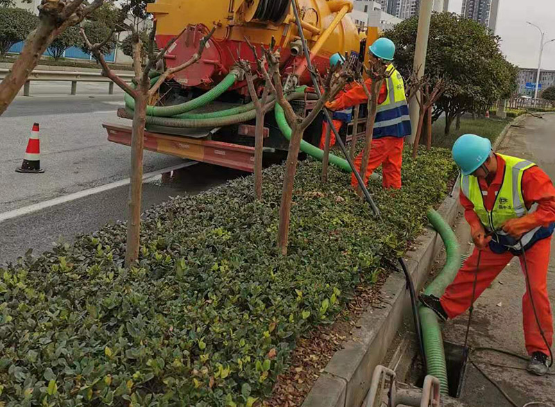 宜城市政管道清淤